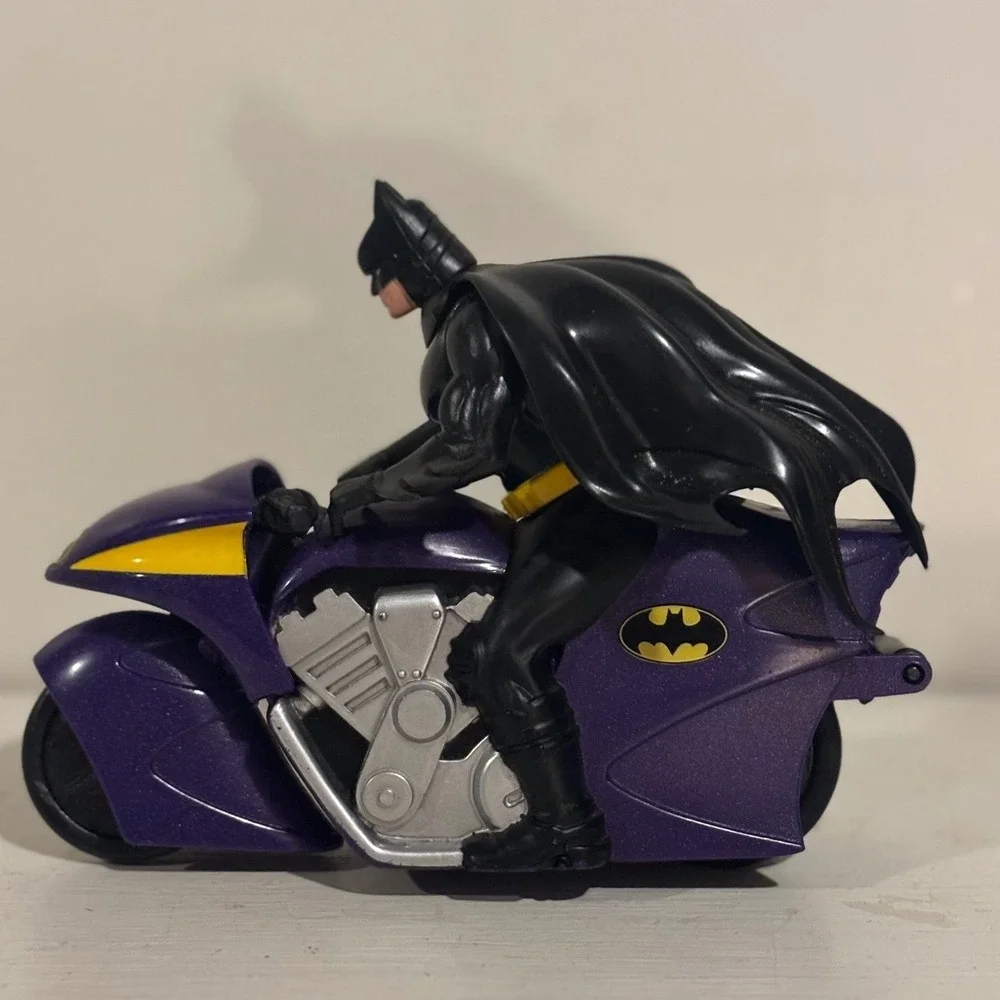 DC Comics Batman Batcycle Action Figure Purple Black Good Preowned
